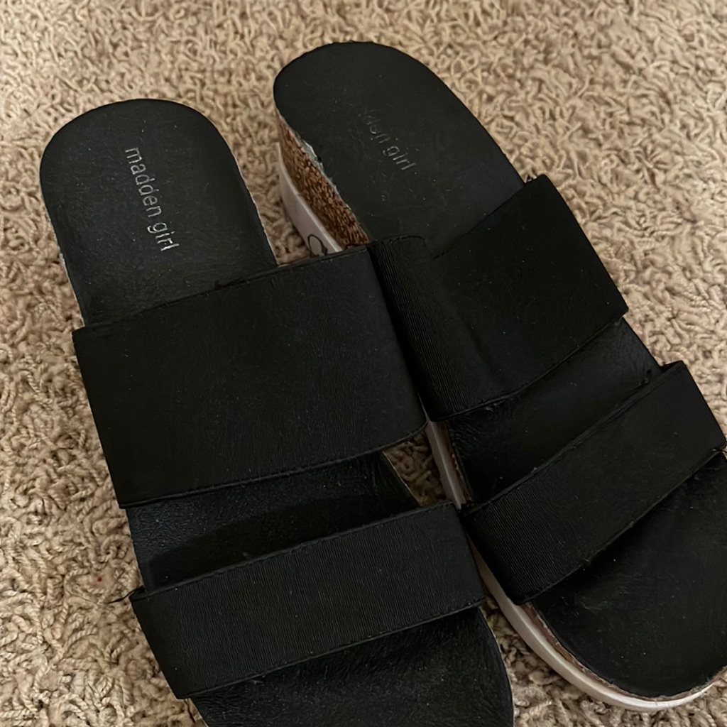 Size8.5